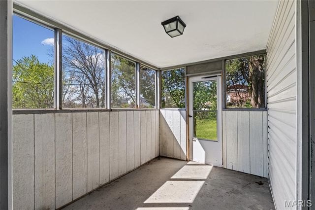 914 Highmont Drive, Ferguson, MO 63135