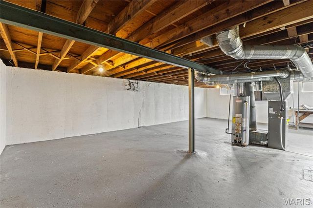 914 Highmont Drive, Ferguson, MO 63135