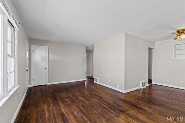 914 Highmont Drive, Ferguson, MO 63135