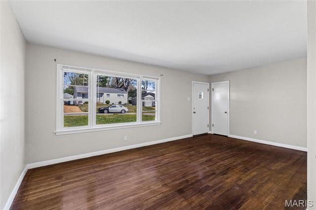 914 Highmont Drive, Ferguson, MO 63135