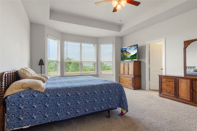 9805 Bridlewood Lane, Waco, TX 76708