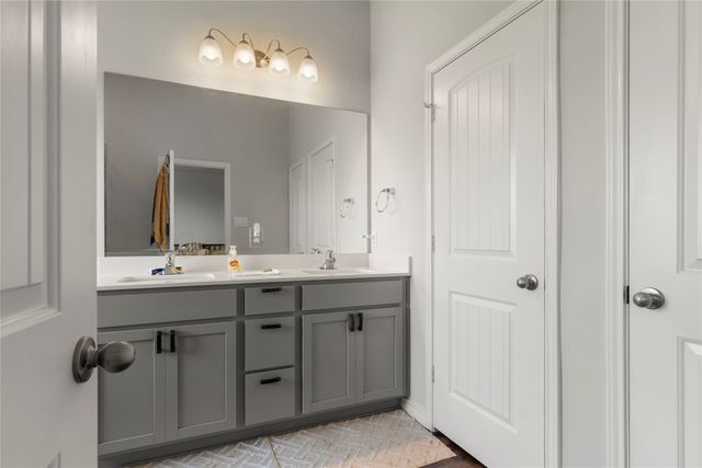 9805 Bridlewood Lane, Waco, TX 76708