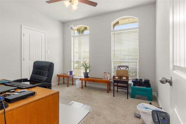 9805 Bridlewood Lane, Waco, TX 76708