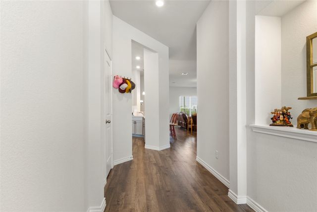 9805 Bridlewood Lane, Waco, TX 76708