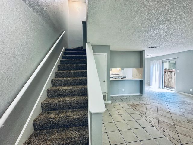 1318 Southport DR B, Austin, TX 78704