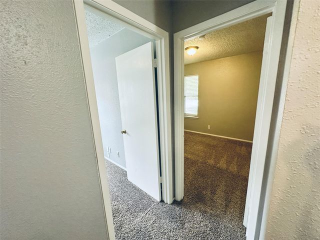 1318 Southport DR B, Austin, TX 78704