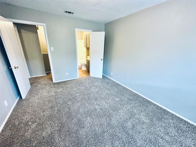 1318 Southport DR B, Austin, TX 78704