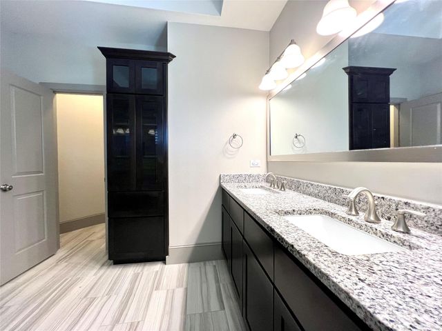 1434 Apsley Manor Trail, Houston, TX 77055