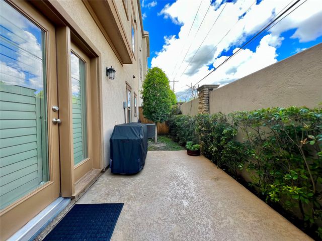 1434 Apsley Manor Trail, Houston, TX 77055