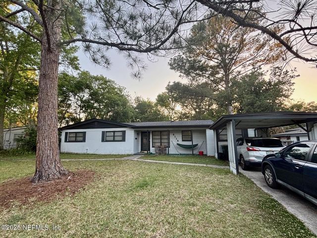 8114 NARANJA Drive W, Jacksonville, FL 32217