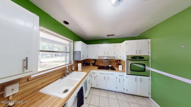 8114 NARANJA Drive W, Jacksonville, FL 32217