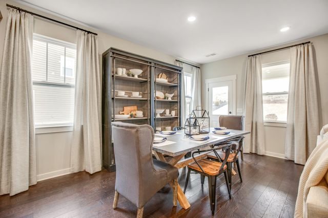 717 Tischer Drive, Hendersonville, TN 37075