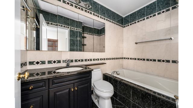 51 E 67TH Street, New York City, NY 10065