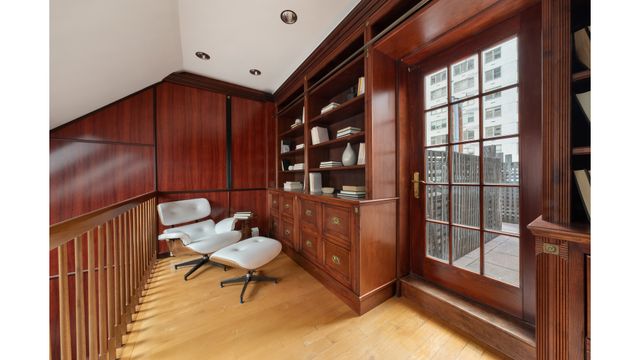 51 E 67TH Street, New York City, NY 10065