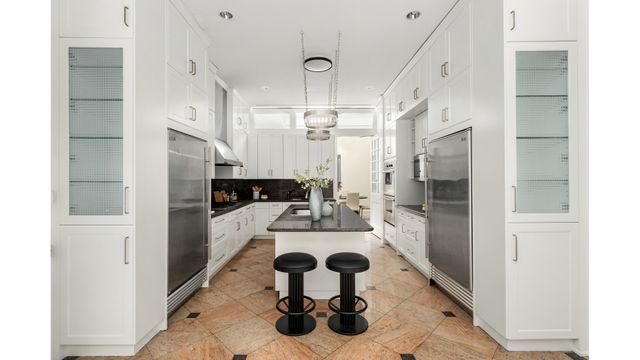 51 E 67TH Street, New York City, NY 10065