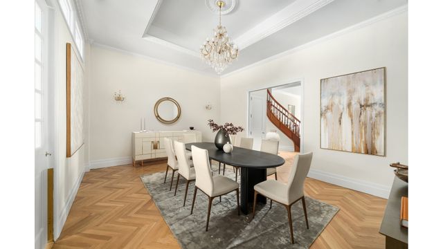 51 E 67TH Street, New York City, NY 10065