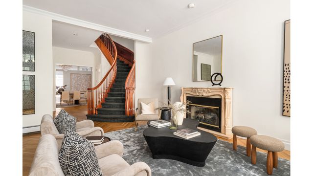 51 E 67TH Street, New York City, NY 10065