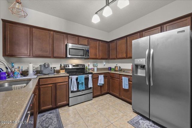 4991 KEY LIME Drive 107, Jacksonville, FL 32256