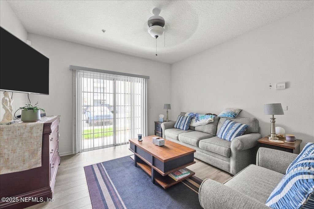 4991 KEY LIME Drive 107, Jacksonville, FL 32256