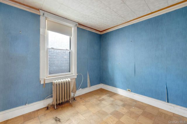 556 Ellsworth Avenue, Bronx, NY 10465