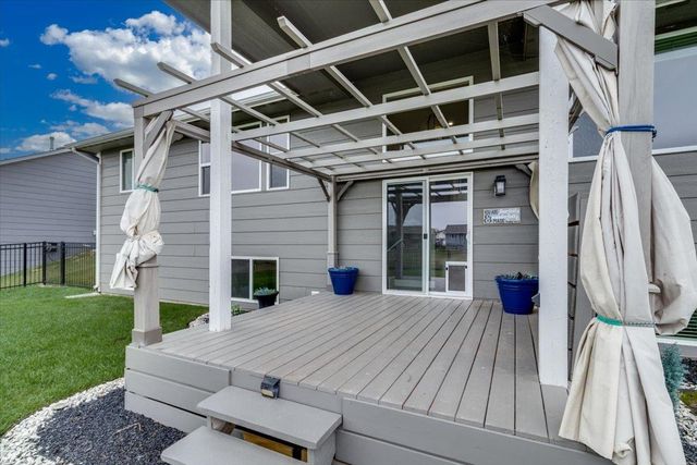 10536 W Sondra St, Maize, KS 67101