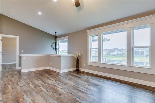 10536 W Sondra St, Maize, KS 67101