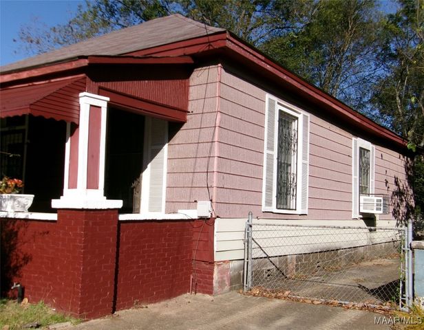 1732 Martin Luther King Street, Selma, AL 36703