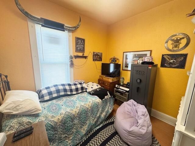 7402 8th AVENUE, Kenosha, WI 53143
