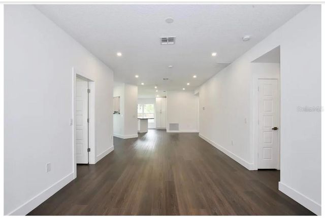 404 LANCERS DR, Winter Springs, FL 32708