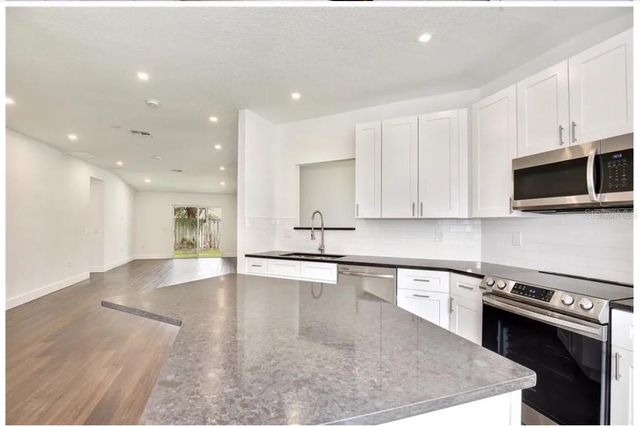 404 LANCERS DR, Winter Springs, FL 32708
