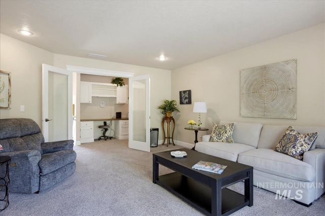 4393 N Palatine Ave., Meridian, ID 83646