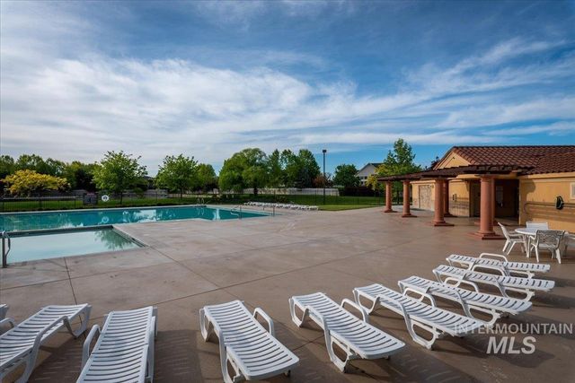 4393 N Palatine Ave., Meridian, ID 83646