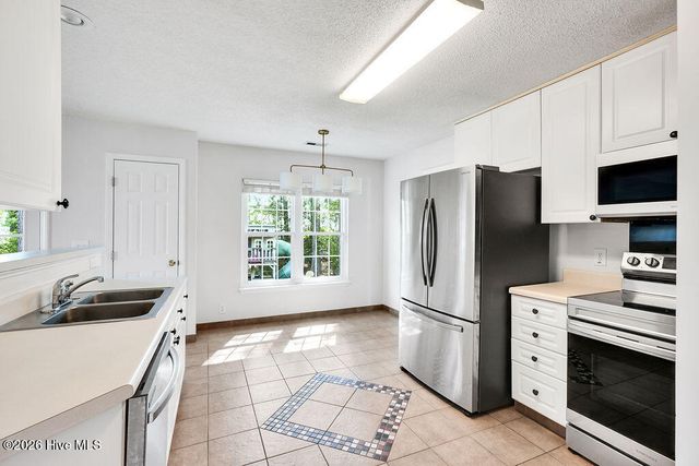 4800 Woods Edge Road, Wilmington, NC 28409