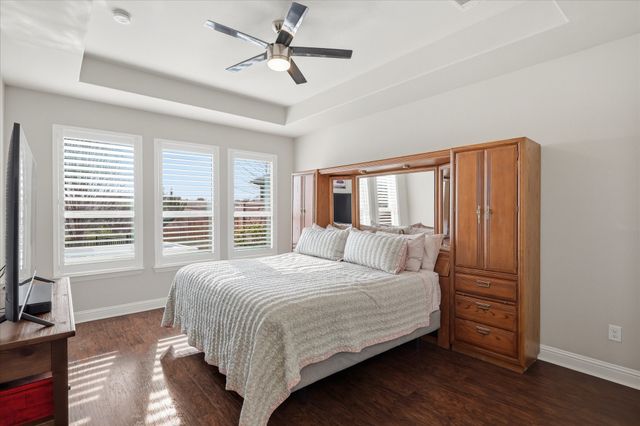 15524 Pioneer Bluff Trail, Fort Worth, TX 76262