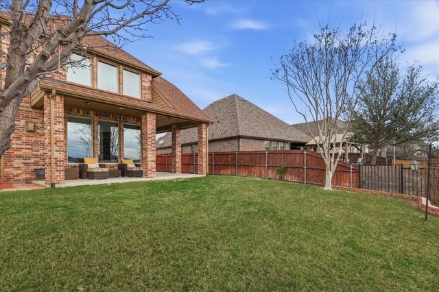 15524 Pioneer Bluff Trail, Fort Worth, TX 76262