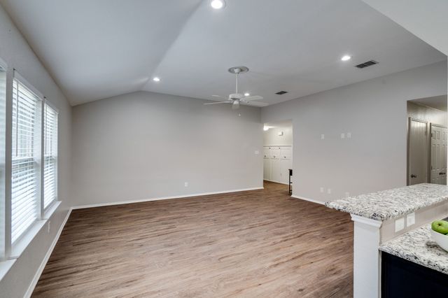 9321 Goldenview Drive, Fort Worth, TX 76244