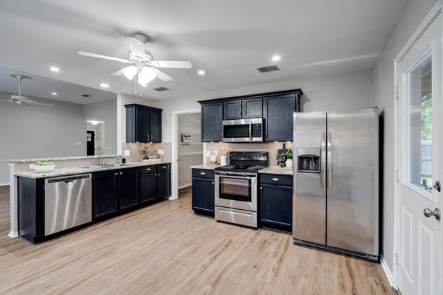9321 Goldenview Drive, Fort Worth, TX 76244