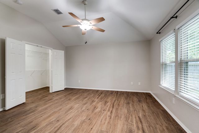 9321 Goldenview Drive, Fort Worth, TX 76244