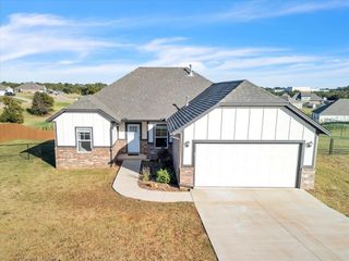 11654 Split Oak Circle, Guthrie, OK 73044