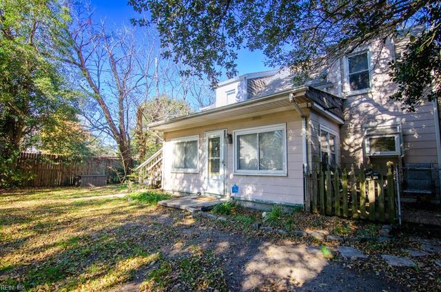 1056 Little Bay AVE, Norfolk, VA 23503