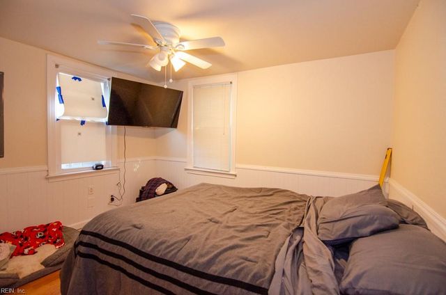 1056 Little Bay AVE, Norfolk, VA 23503