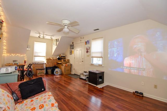 1056 Little Bay AVE, Norfolk, VA 23503