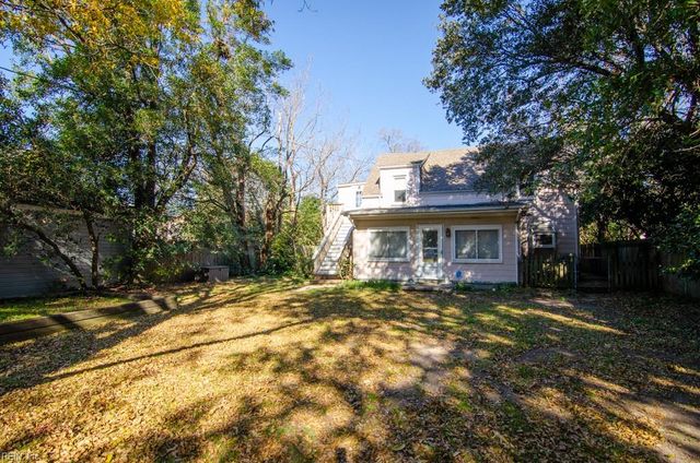 1056 Little Bay AVE, Norfolk, VA 23503