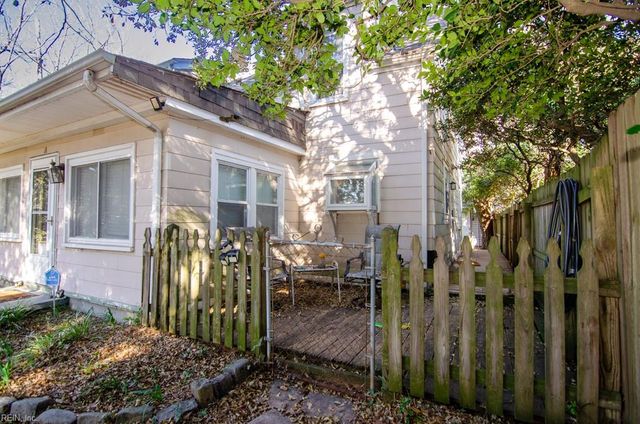 1056 Little Bay AVE, Norfolk, VA 23503