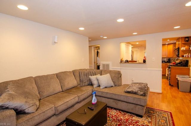 1056 Little Bay AVE, Norfolk, VA 23503