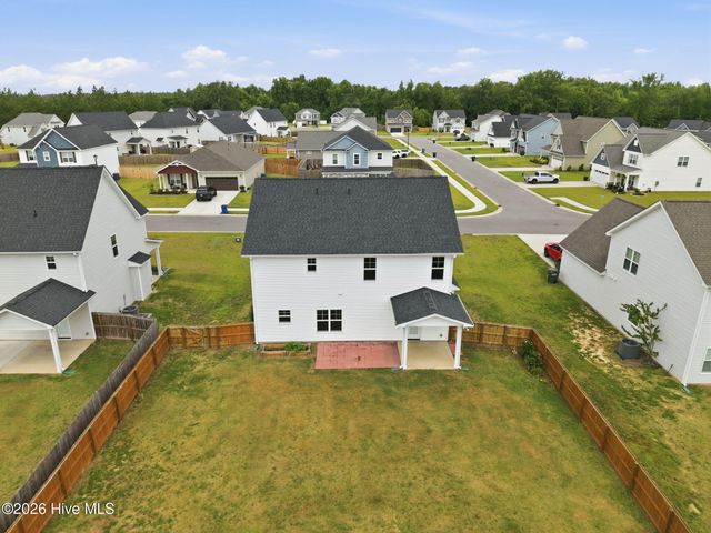 164 Leach Creek Drive, Raeford, NC 28376