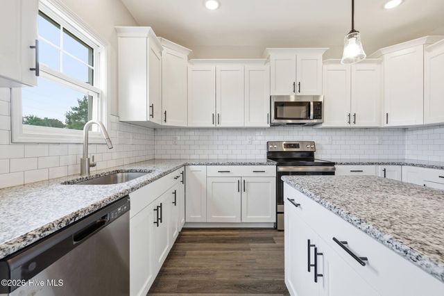 164 Leach Creek Drive, Raeford, NC 28376