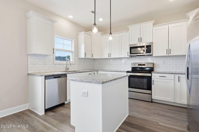 164 Leach Creek Drive, Raeford, NC 28376