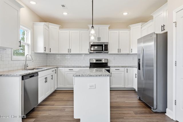 164 Leach Creek Drive, Raeford, NC 28376