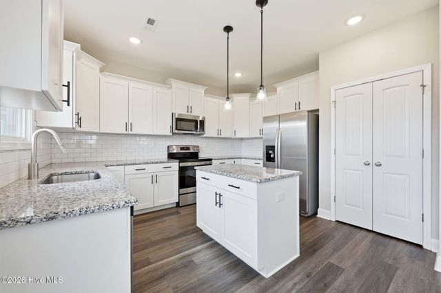 164 Leach Creek Drive, Raeford, NC 28376